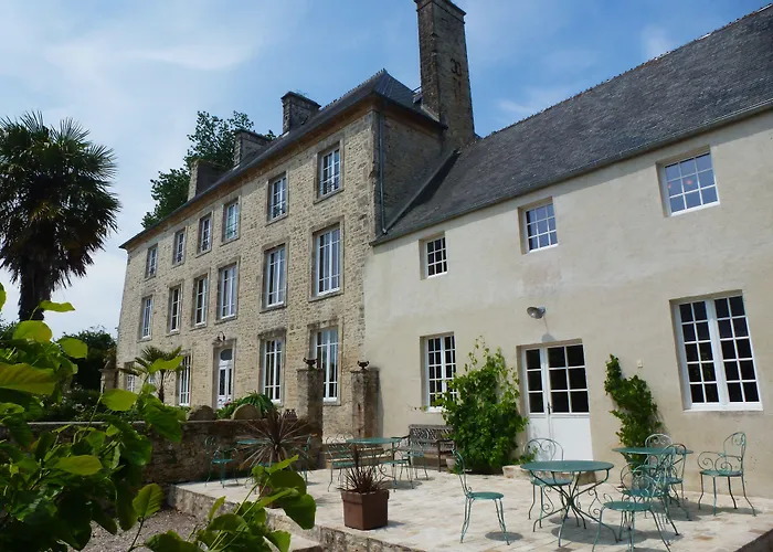 Manoir De Savigny